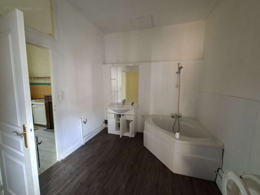Appartement à MIRANDE