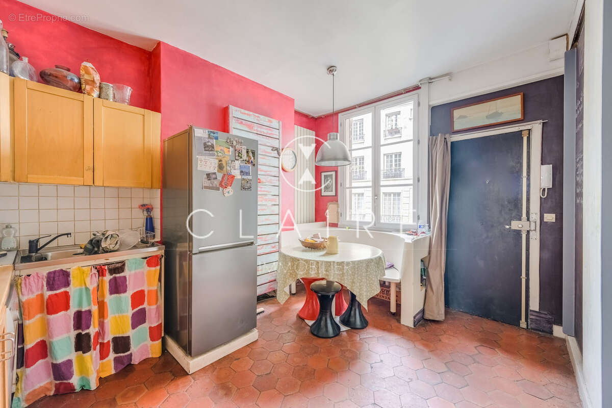 Appartement à PARIS-3E