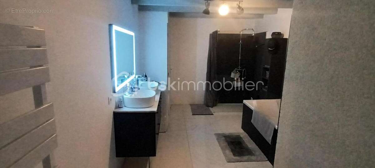 Maison à SAINT-SERNIN