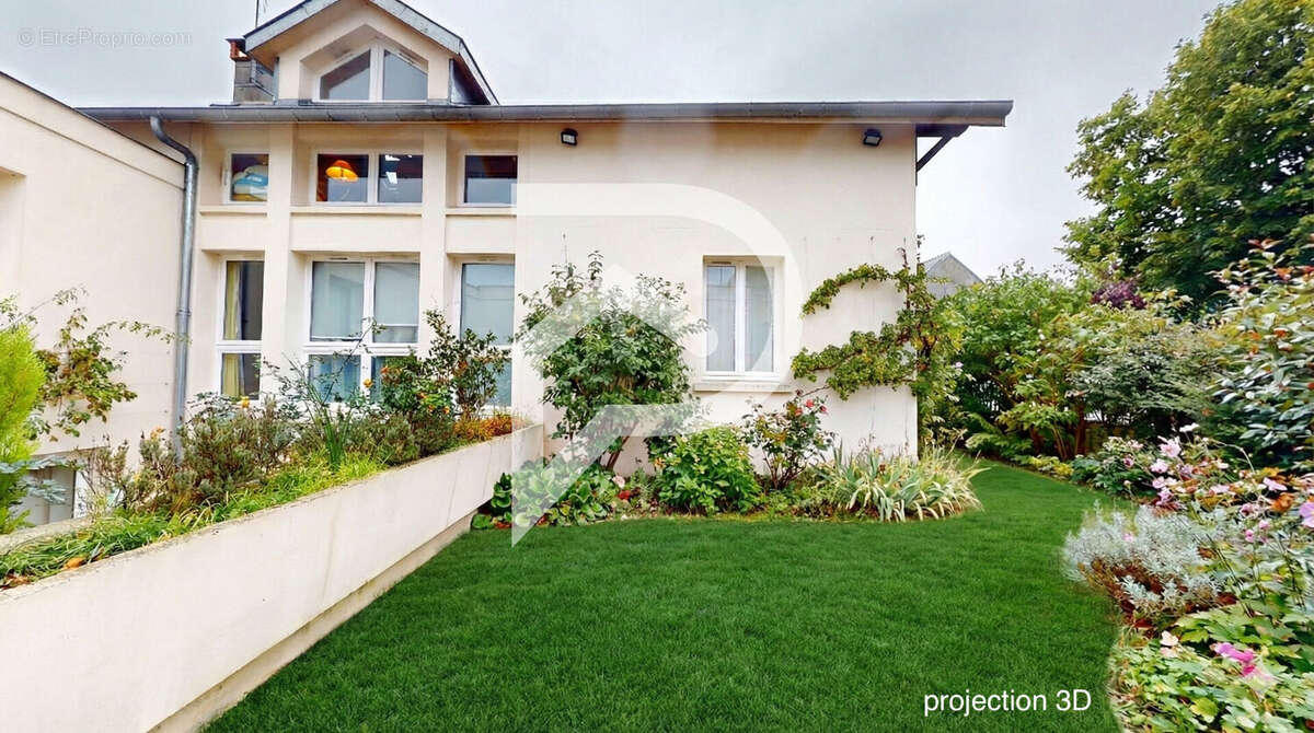 Maison à L'ETANG-LA-VILLE