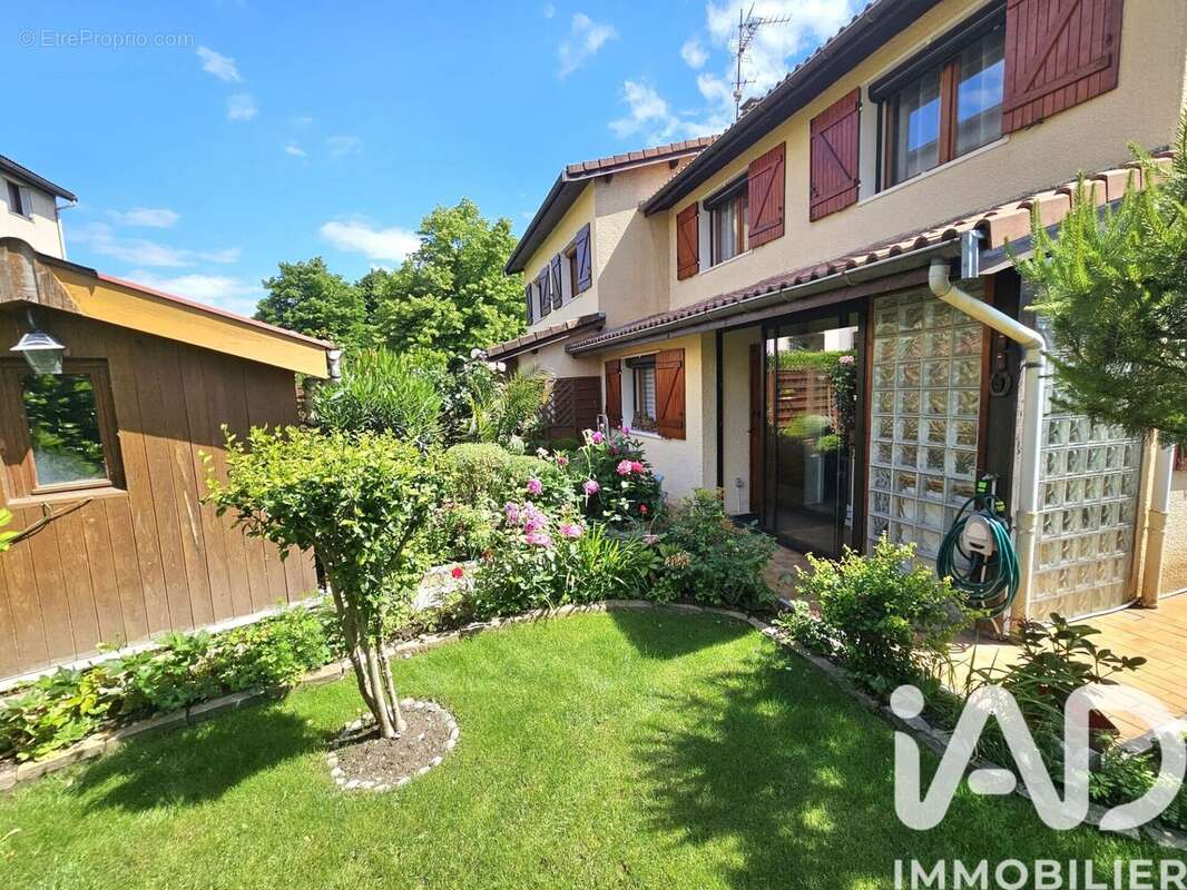 Photo 2 - Maison à FONTAINE