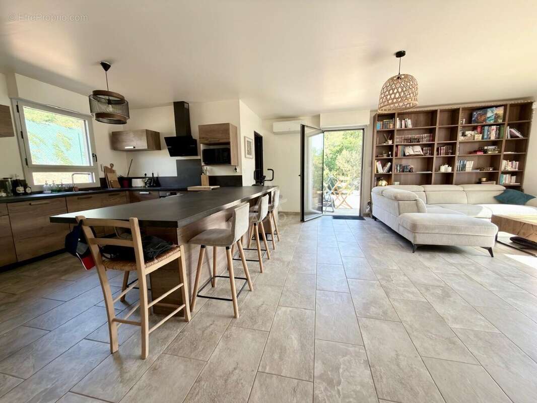 Maison 2021 de plain-pied, DPE A, 3 chambres, terrain de 1 269 m² - photo 4
