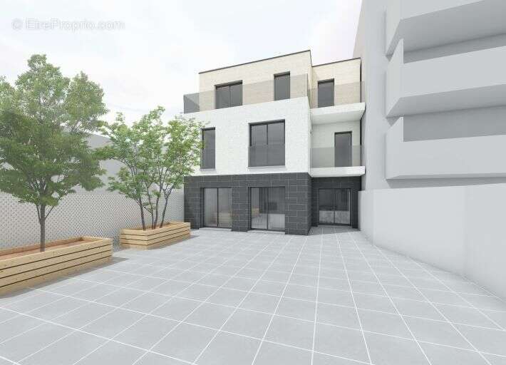 Terrain à SAINT-MAUR-DES-FOSSES