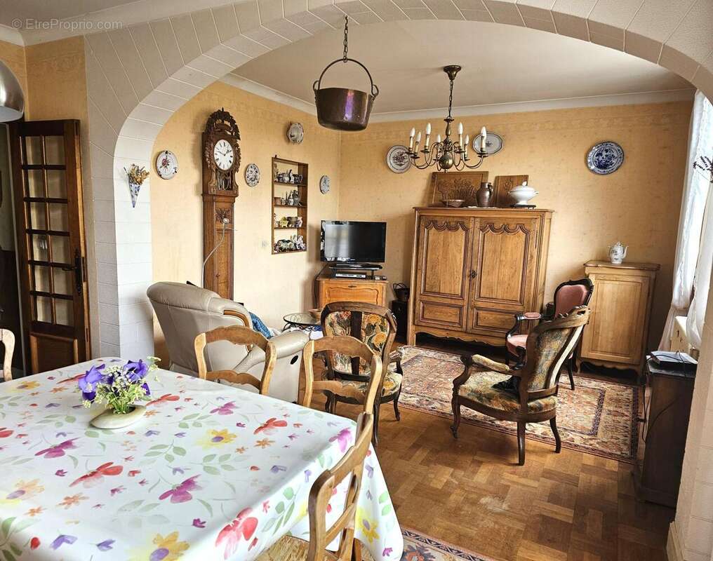 Photo 2 - Maison à BEAUVAIS