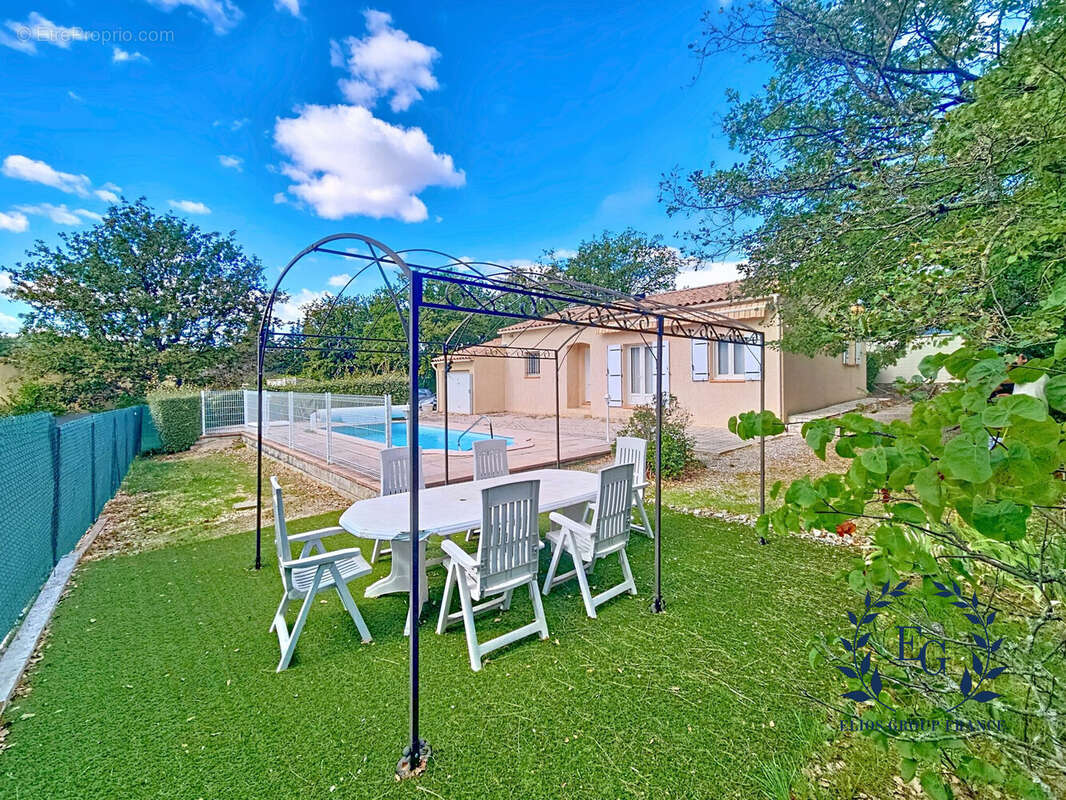 Maison à NANS-LES-PINS