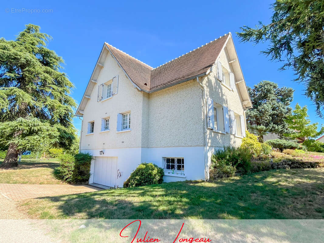 Maison à CHATELLERAULT