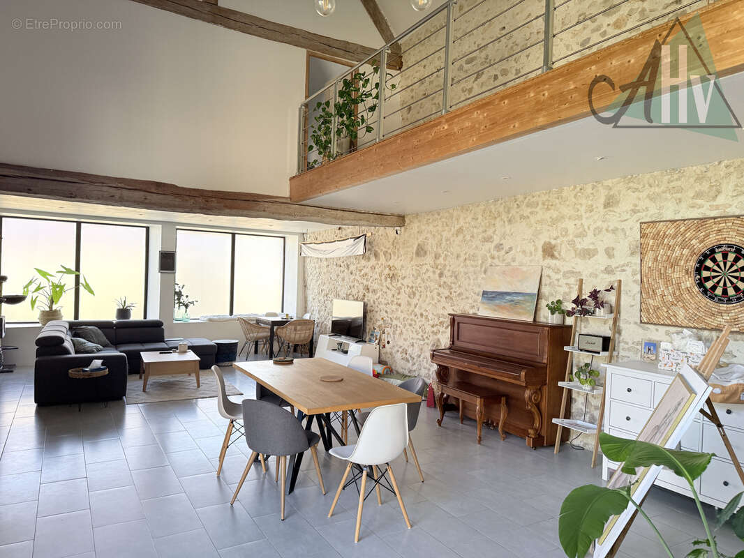 Maison à VILLENAUXE-LA-GRANDE