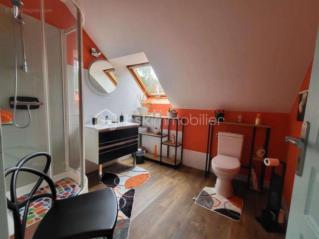 Maison à SAINT-HILAIRE-DU-HARCOUET