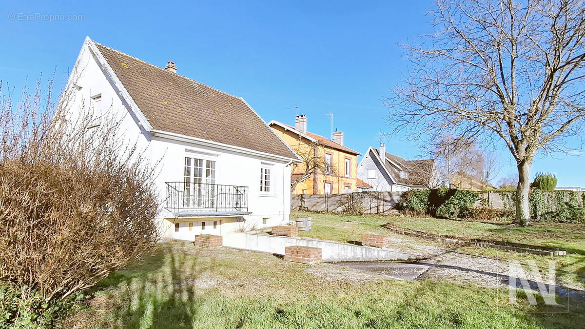Maison à ARCIS-SUR-AUBE