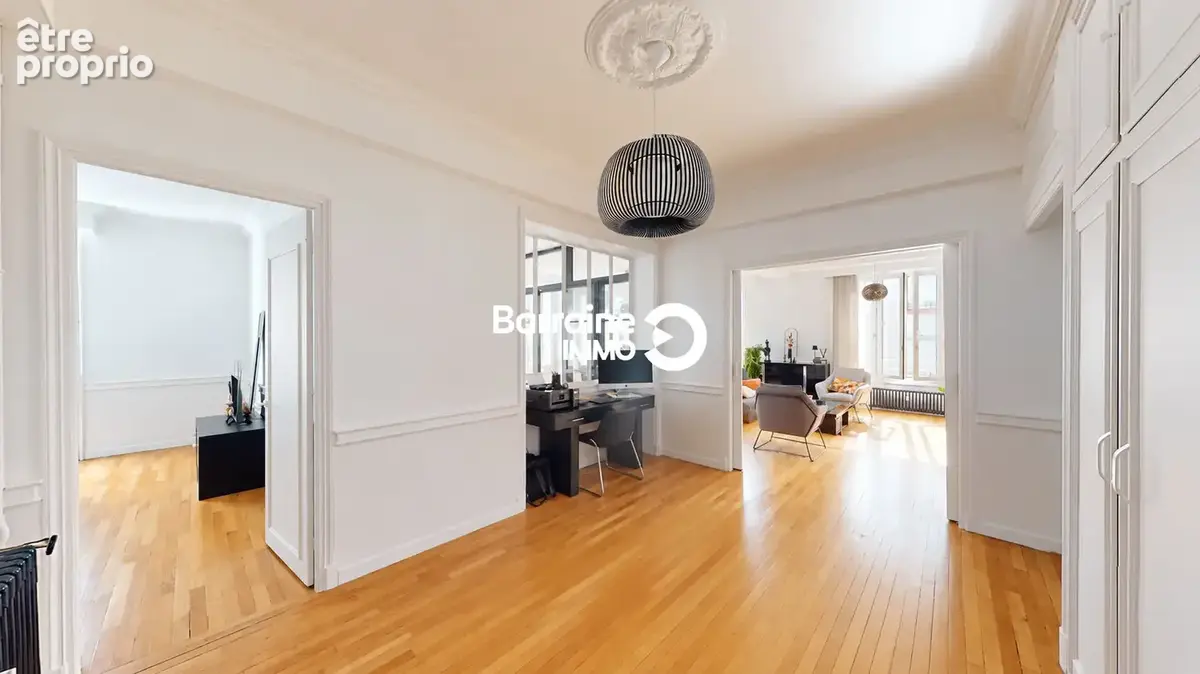 A vendre brest secteur chateau/voltaire t6 162,8 m²  2 chambres possibilite 3 apercu mer - photo 4