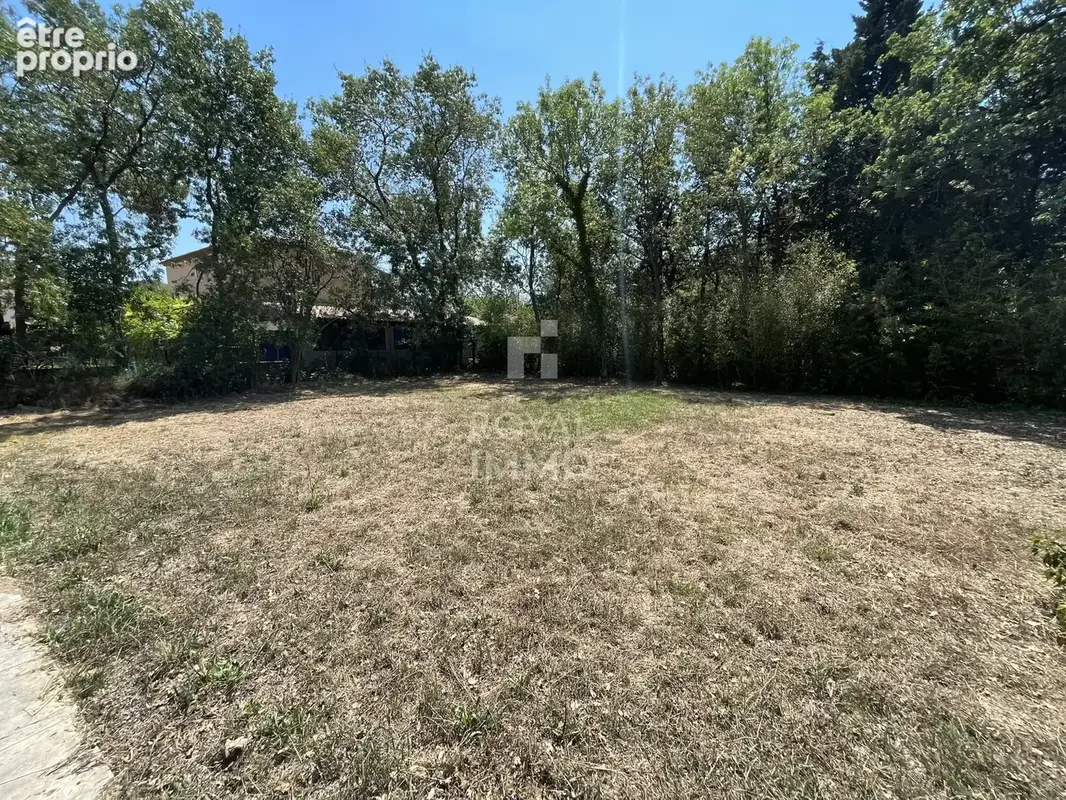 Maison T5 110 m2 Plain pied LA GARDE - 2300 m2 de terrain avec piscine - photo 16