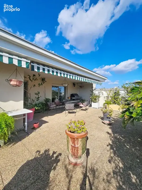 Photo Appartement à Nimes au prix de 525 000€