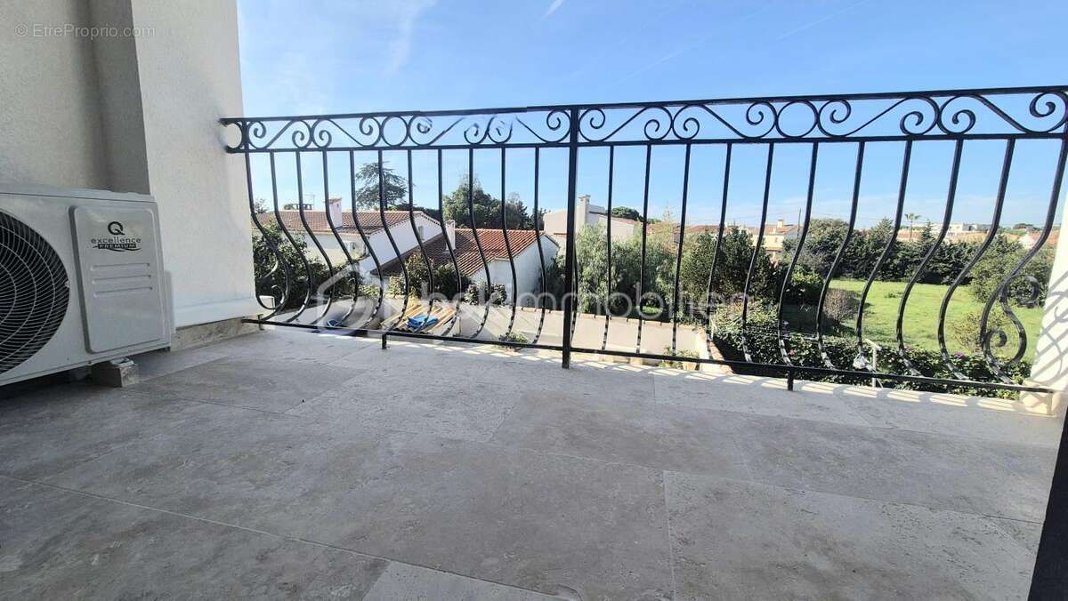 Maison à SIX-FOURS-LES-PLAGES