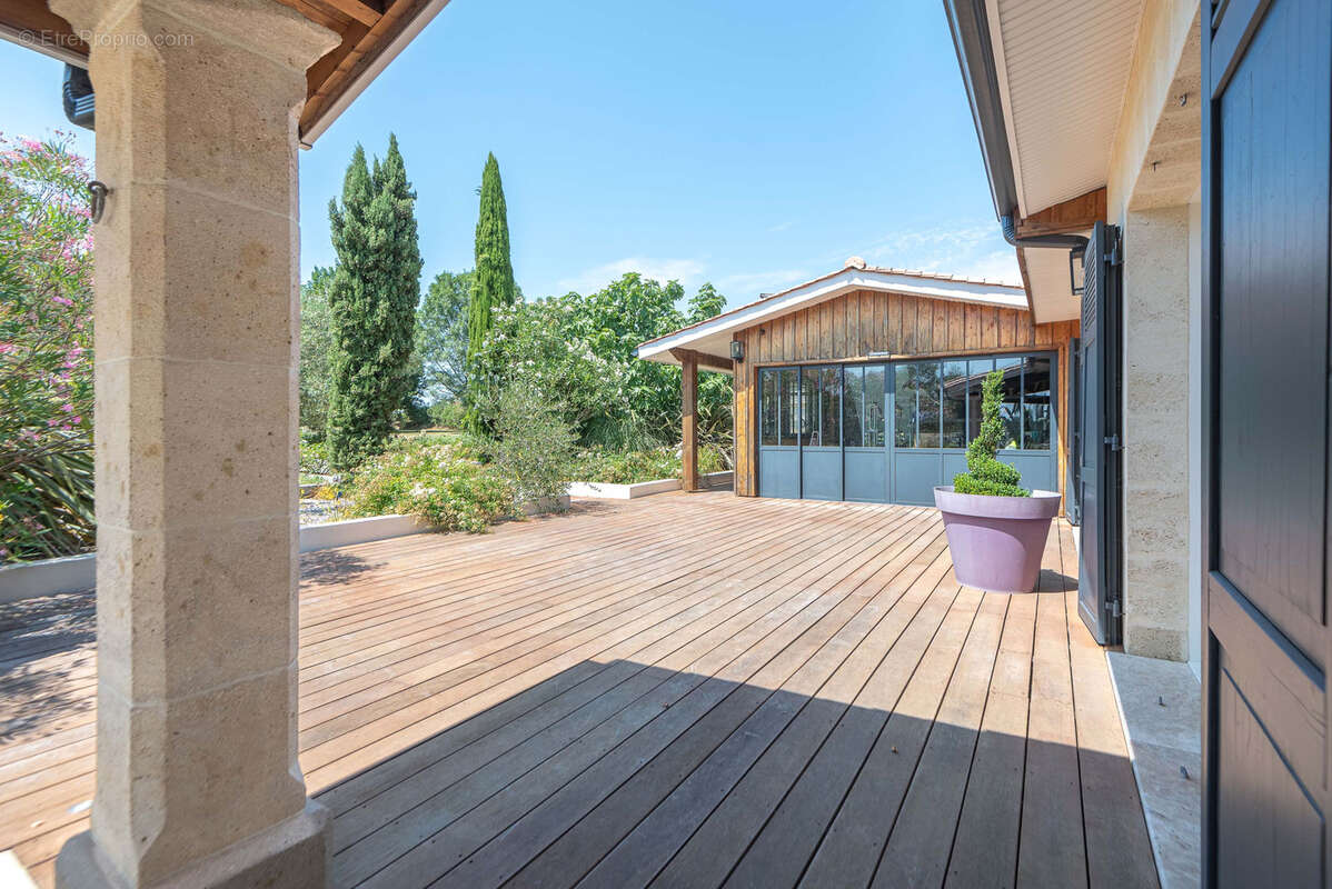 Charmante maison en pierre - 315m2 - creon - photo 7