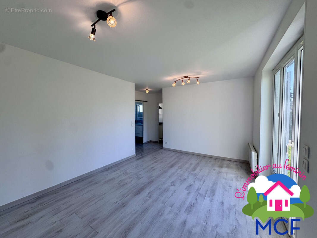 Maison 47 m² à Breval  - photo 4