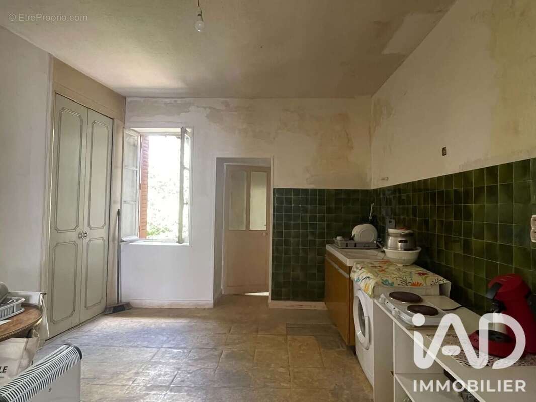Maison 153 m² à Arfeuilles  - photo 8