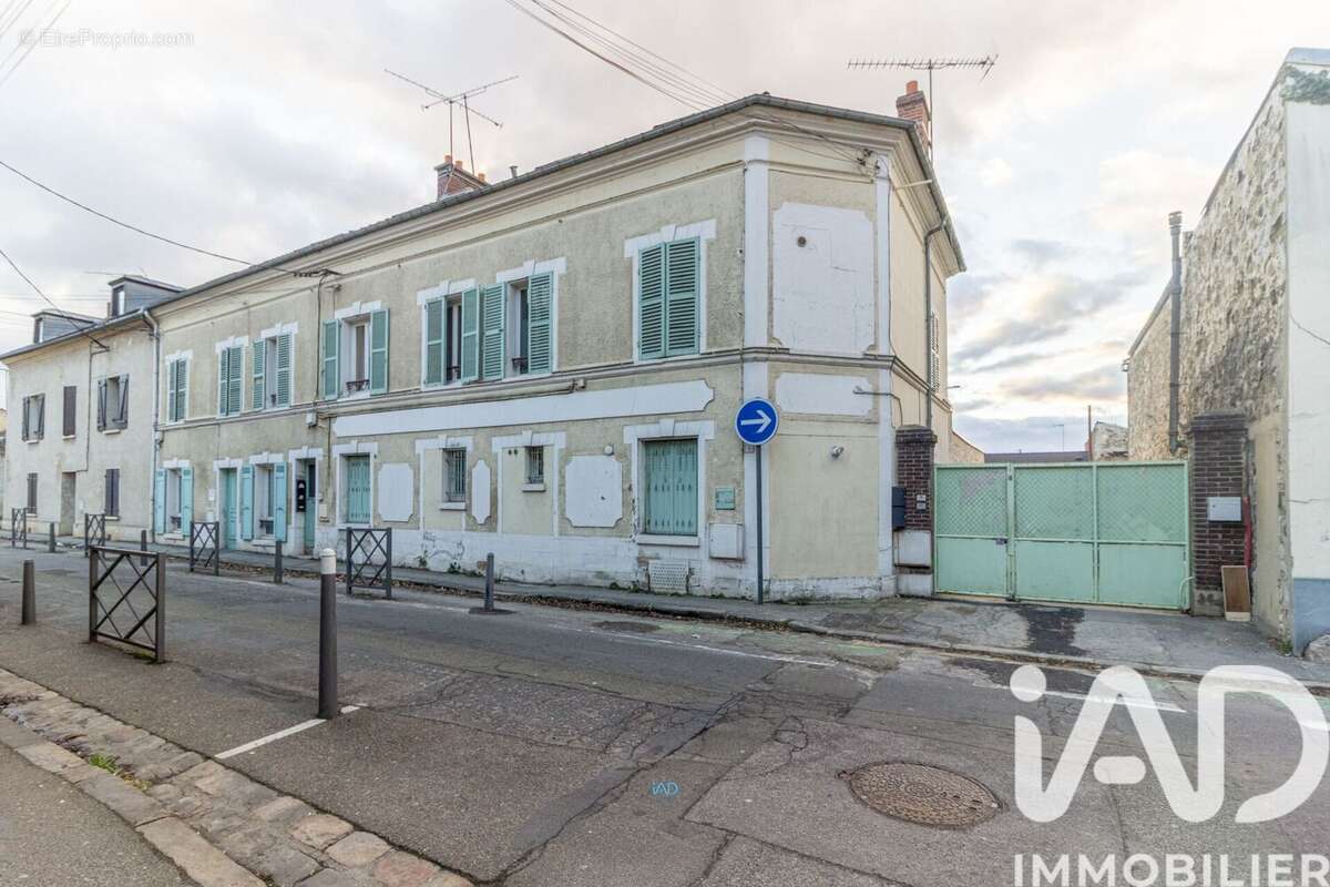 Photo 8 - Appartement à LES MUREAUX