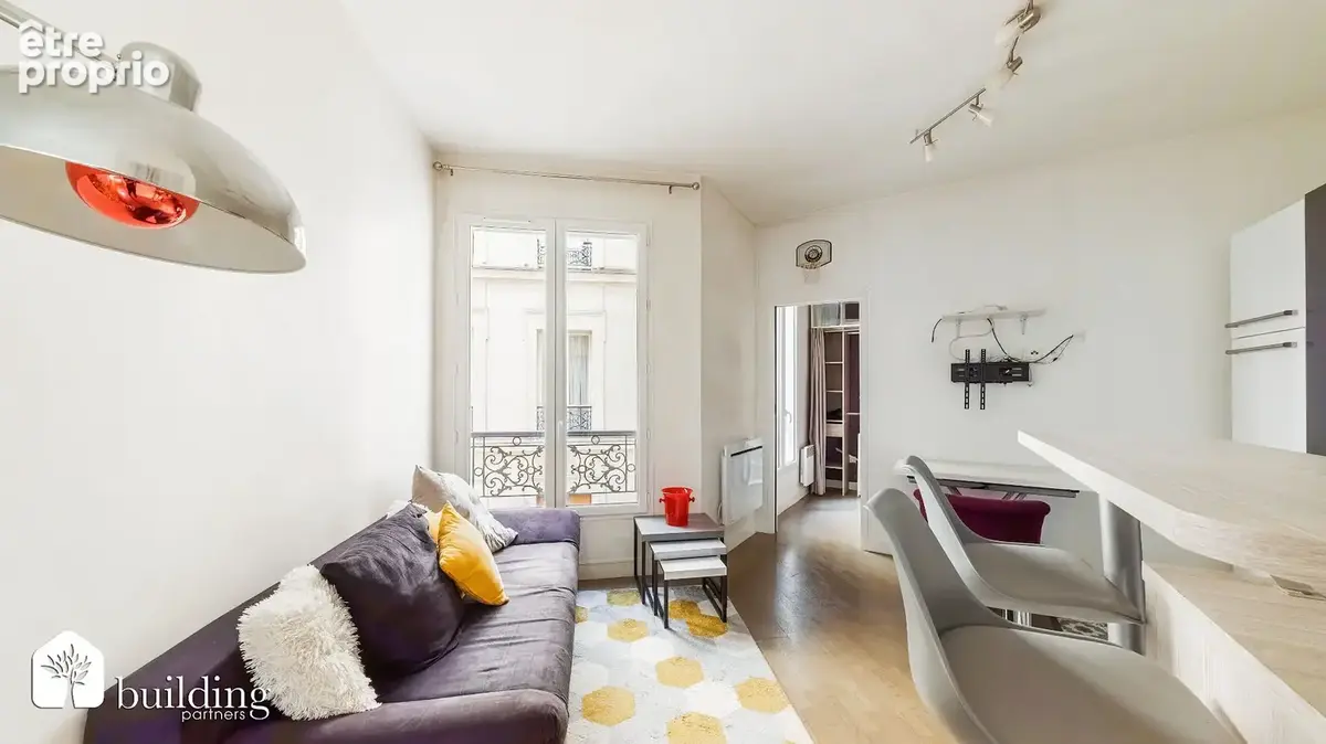 Appartement à PARIS-17E