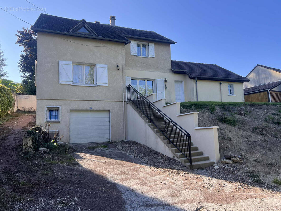 Maison à MERRY-LA-VALLEE