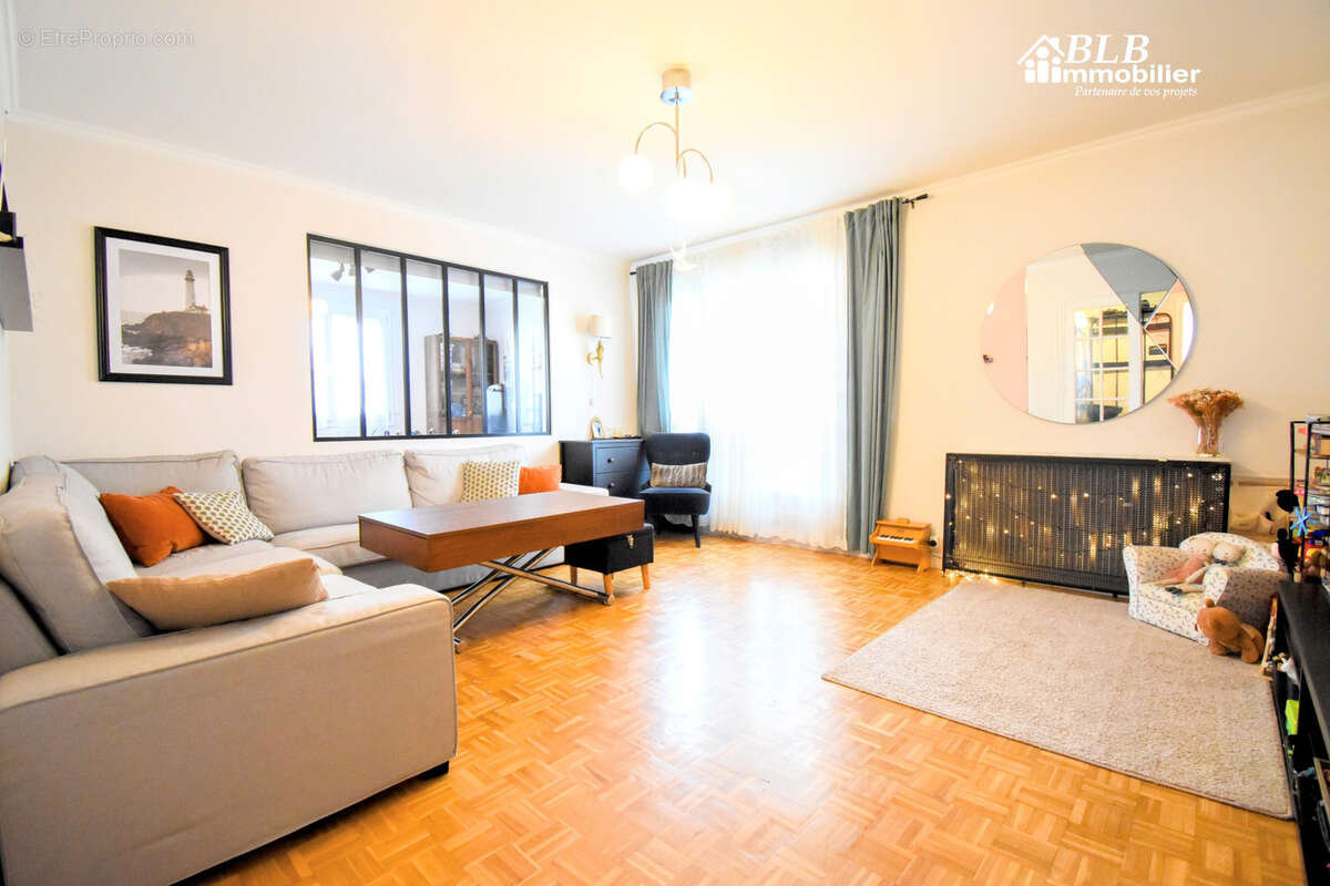 Appartement à PLAISIR