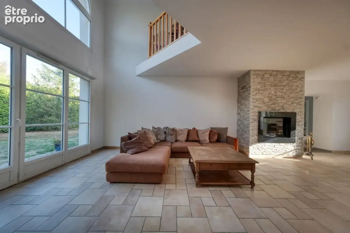 Belle et grande maison familiale - 290m2 au sol - 6 chambres - sous-sol total - photo 5
