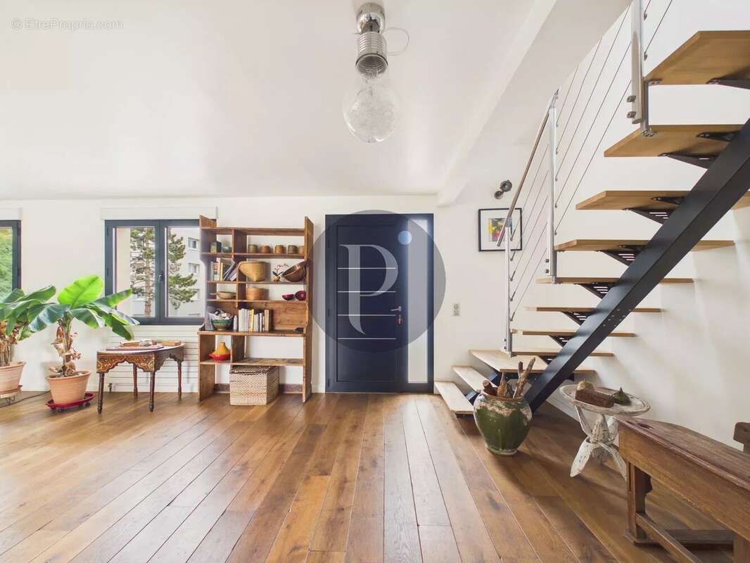 Maison à VERRIERES-LE-BUISSON