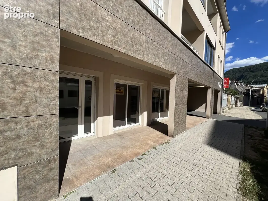 Commerce 85 m² à vendre à Mende (48000) - photo 2