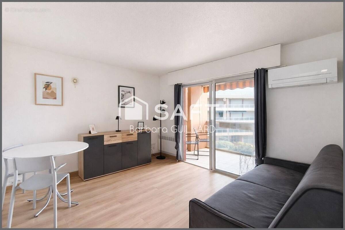 Photo 1 - Appartement à FREJUS