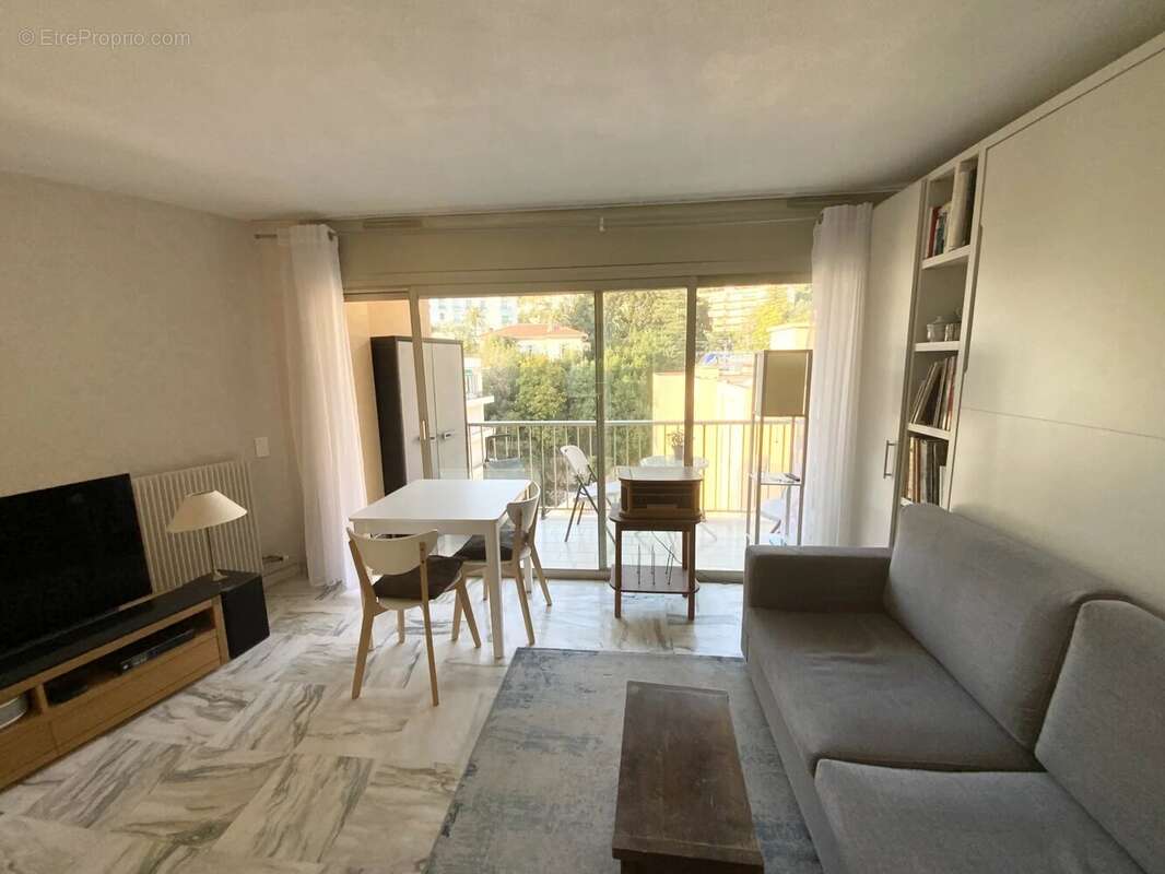 Appartement à MENTON