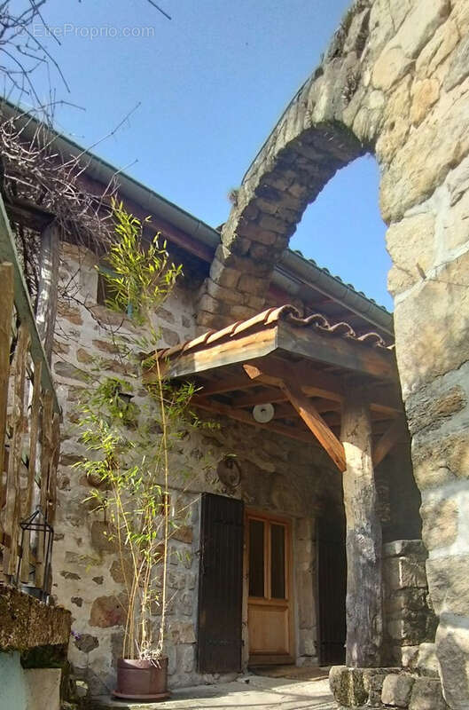 Maison à DORNAS