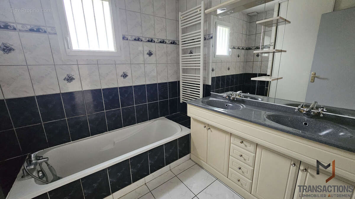 Maison à ARTHON-EN-RETZ