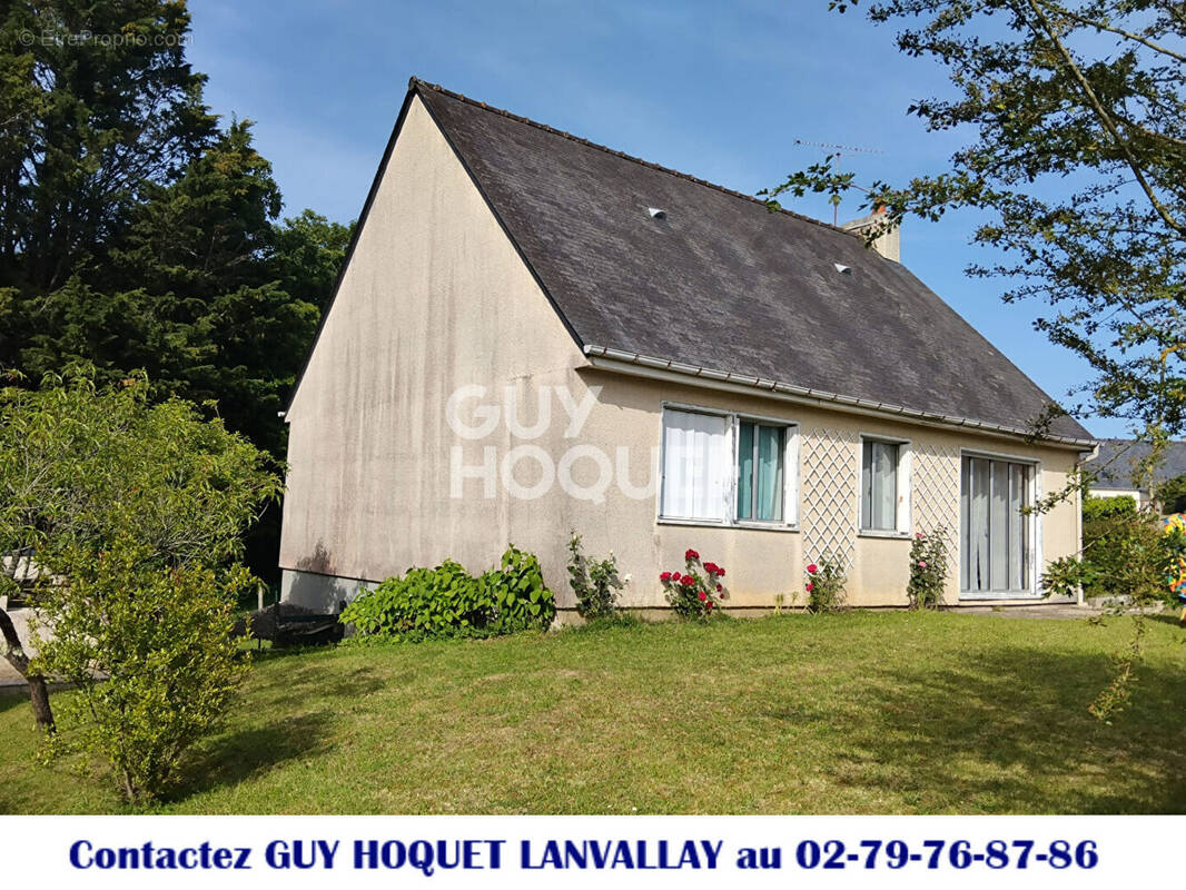 Maison à LANVALLAY