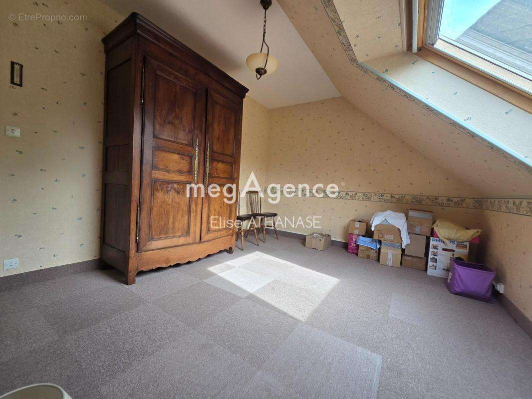Maison à FOUGERES