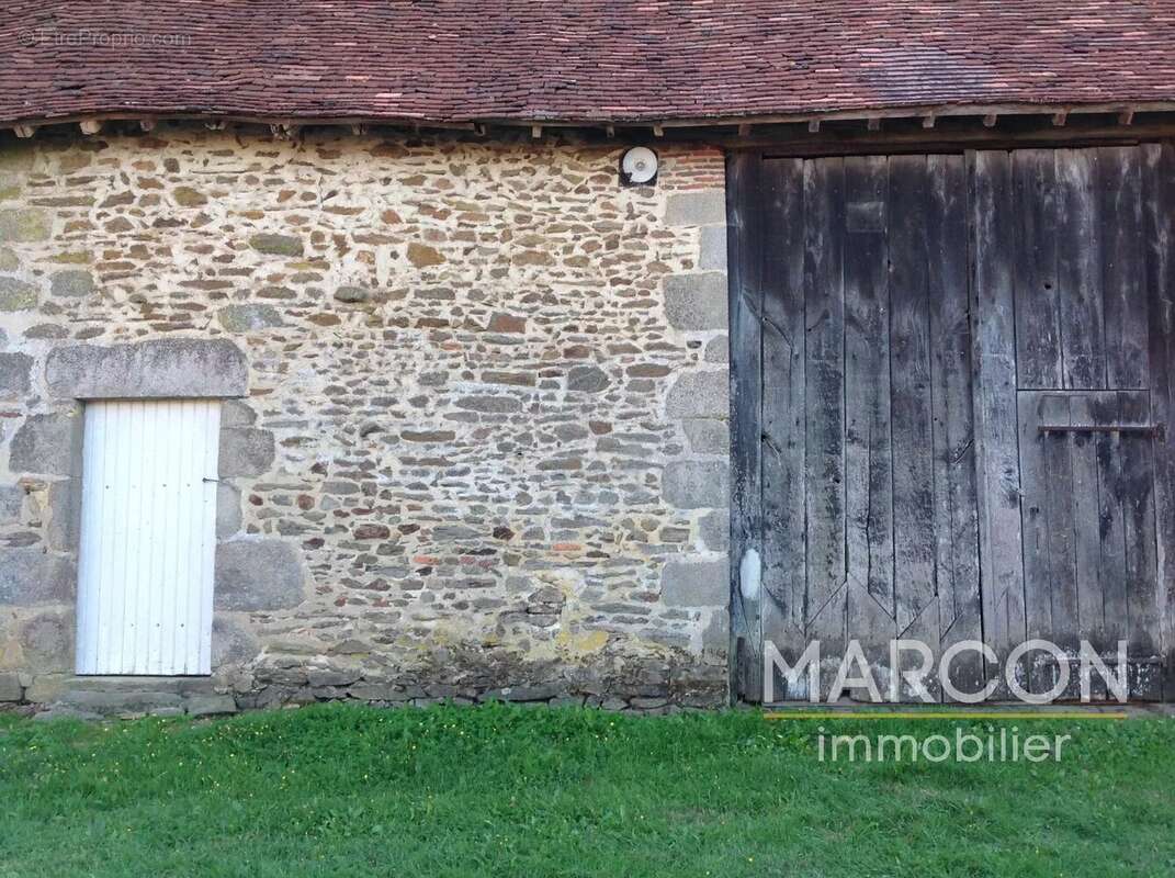 Maison à MAISON-FEYNE