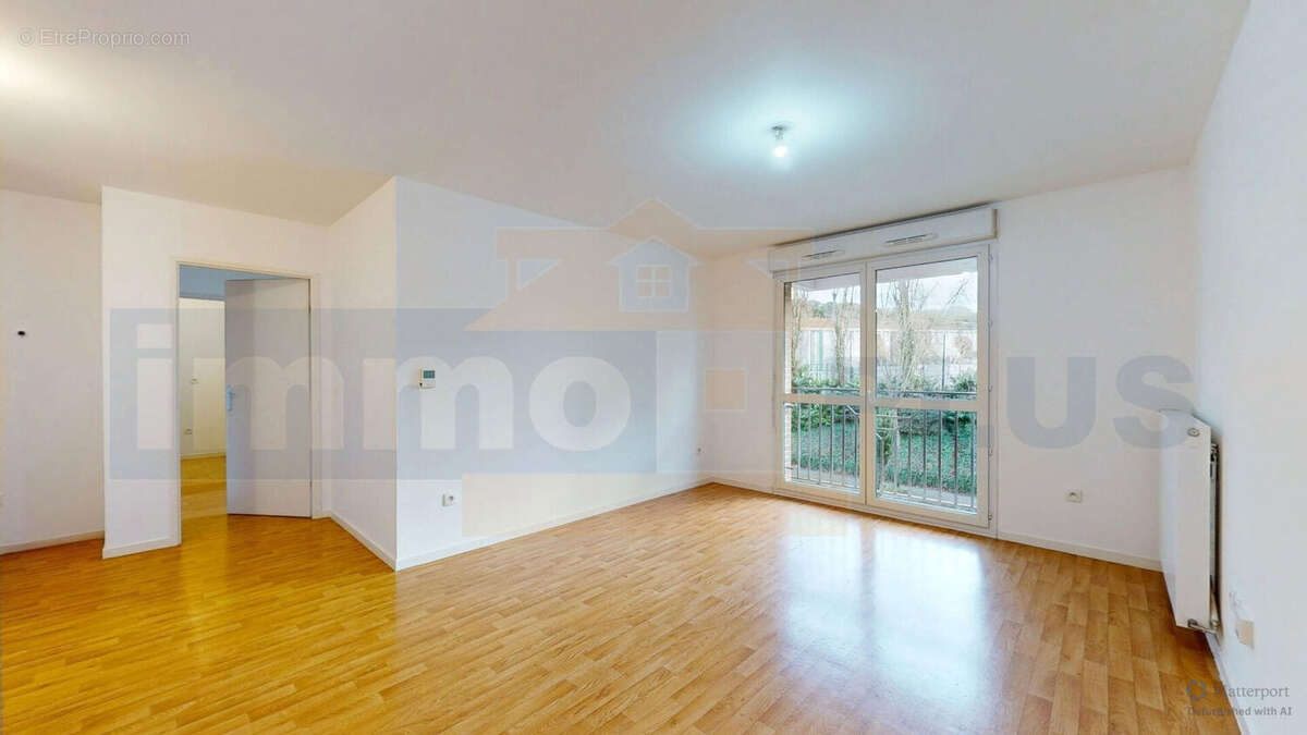 Appartement à FONTENAY-LE-FLEURY