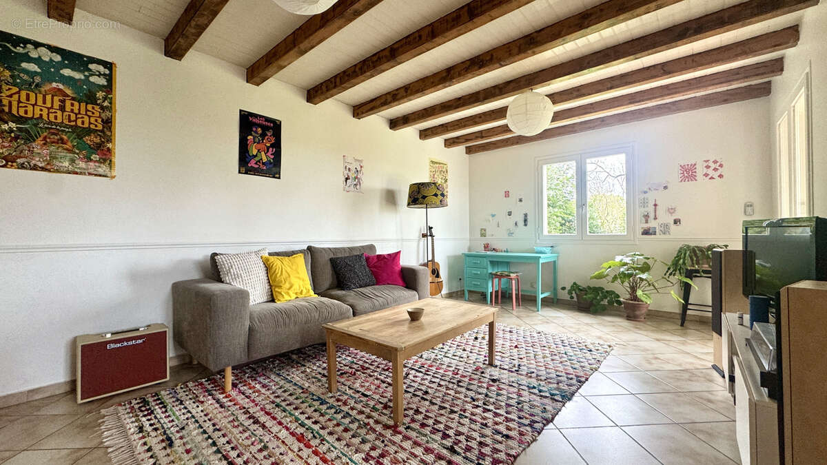 Maison à SAINT-BARTHELEMY-D'AGENAIS