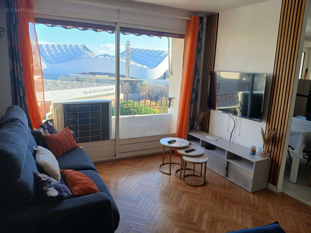 Appartement à MARSEILLE-8E