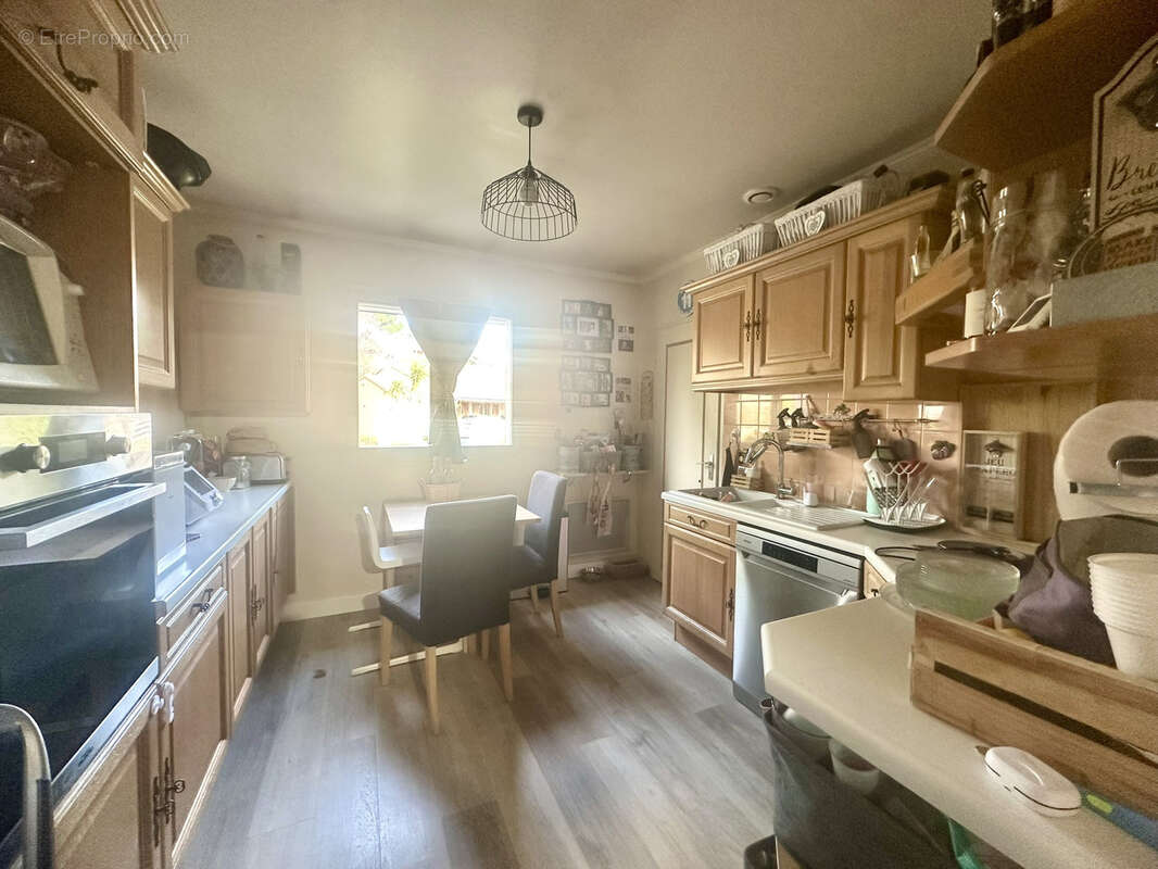Maison 7 pieces de 171 m2 a la bouverie - photo 11