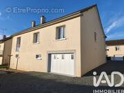 Photo 1 - Maison à VILLAINES-LA-JUHEL