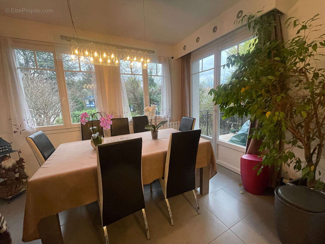 Maison à SUCY-EN-BRIE