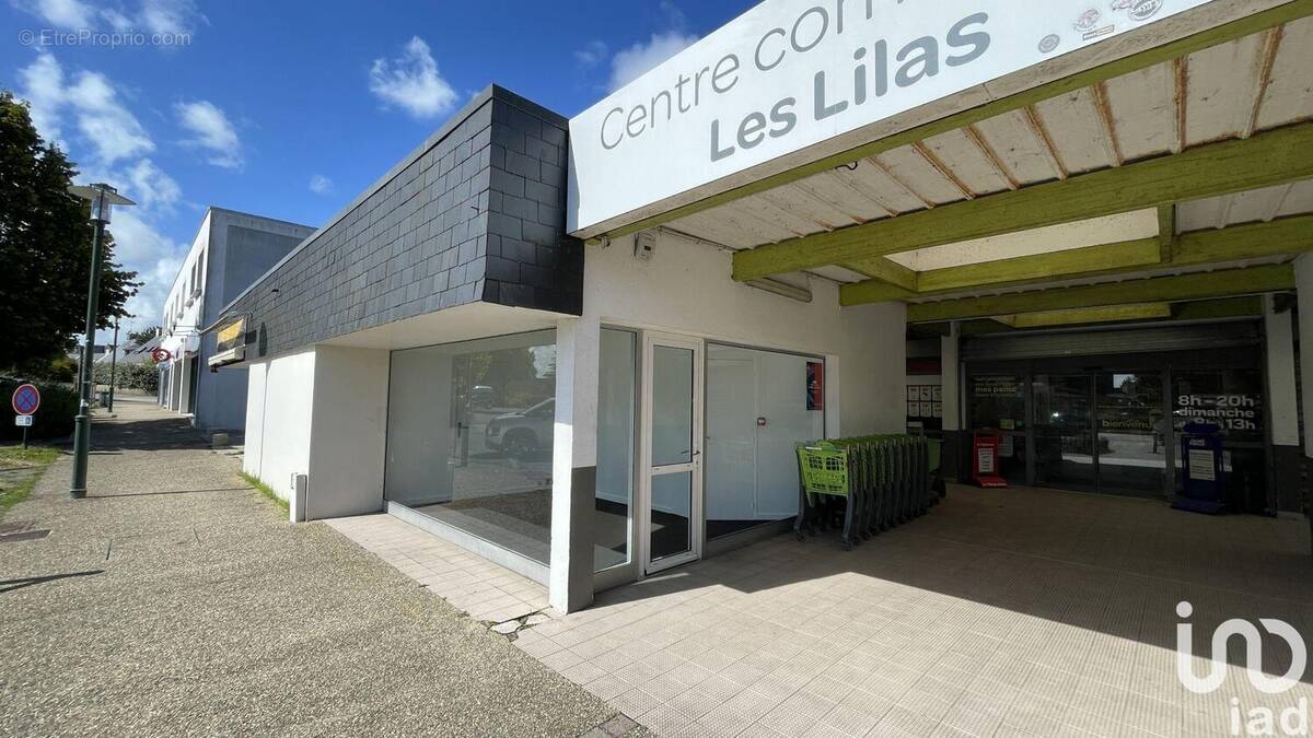 Photo 1 - Commerce à SENE