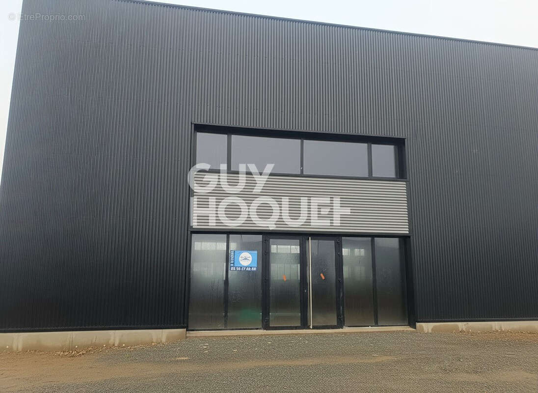 Local d'activité // BUREAUX // Taden 300 m2 top emplacement - photo 4