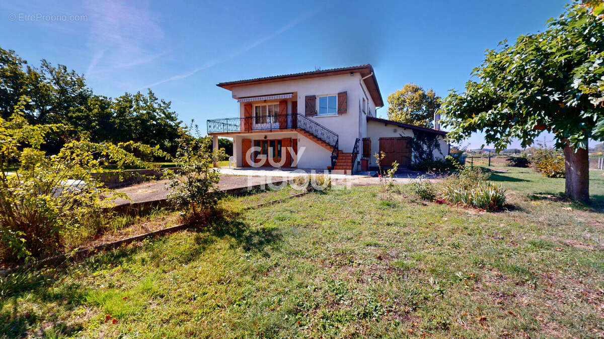 Maison à VERDUN-SUR-GARONNE