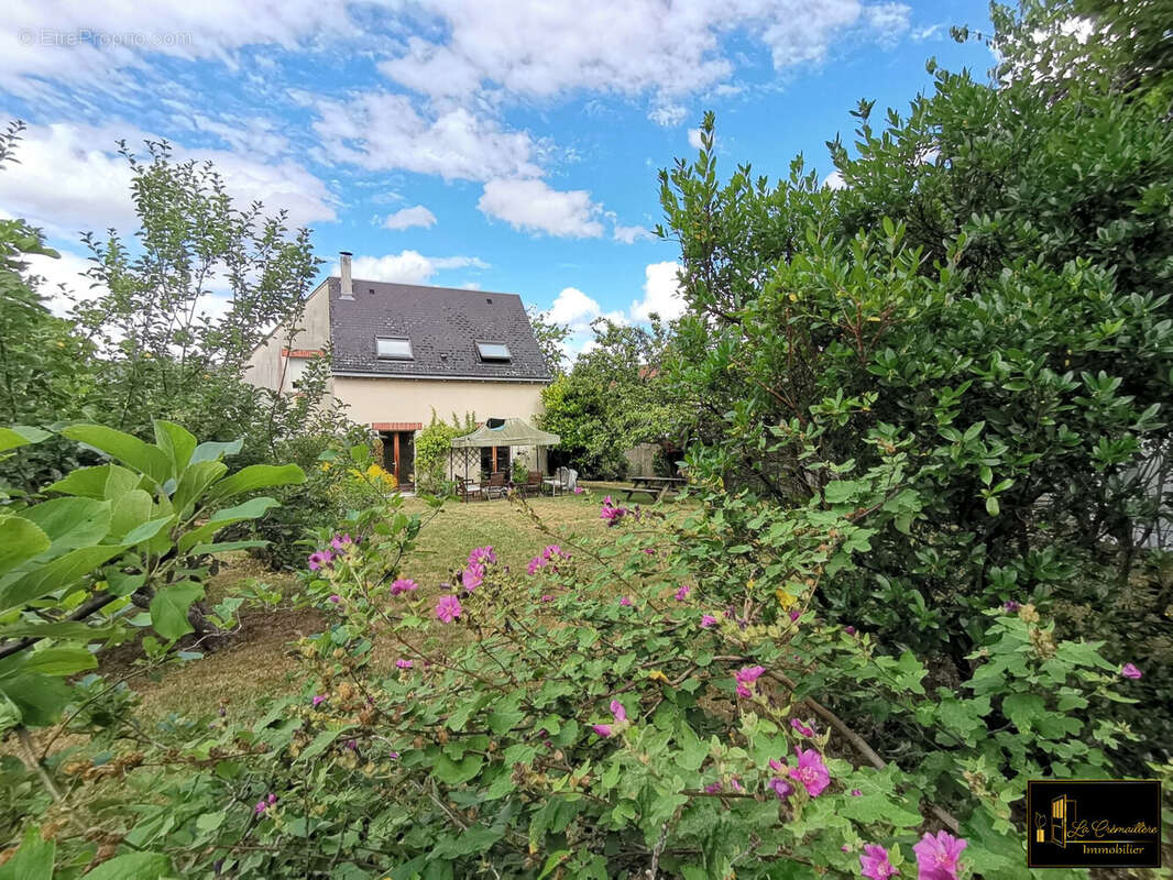 Maison à DOURDAN