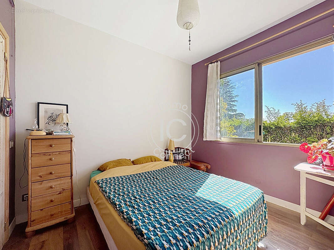 Appartement à SAINTE-FOY-LES-LYON