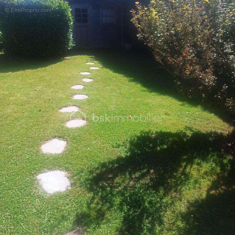 Maison à GOUY-SOUS-BELLONNE