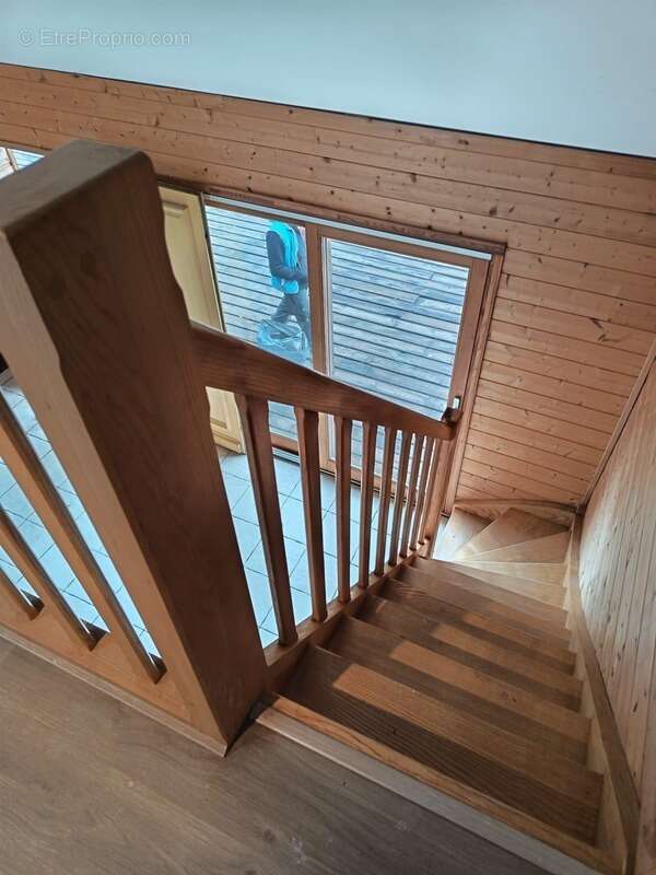 Maison à LA GUERCHE-SUR-L'AUBOIS