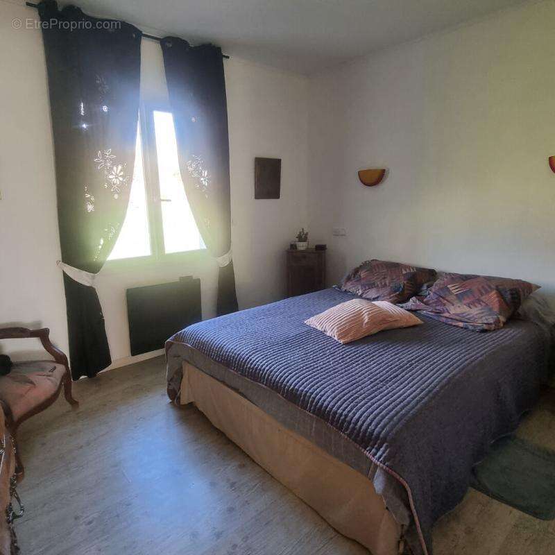 Maison à LE HOUGA