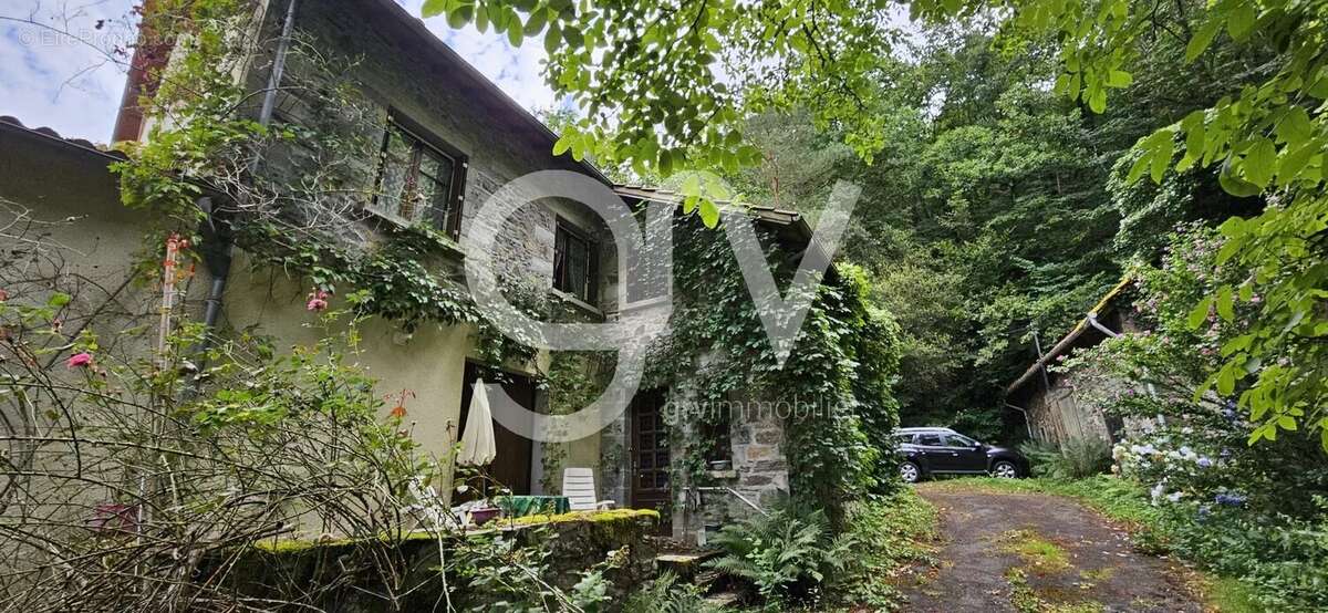 Maison à SAINT-CONSTANT