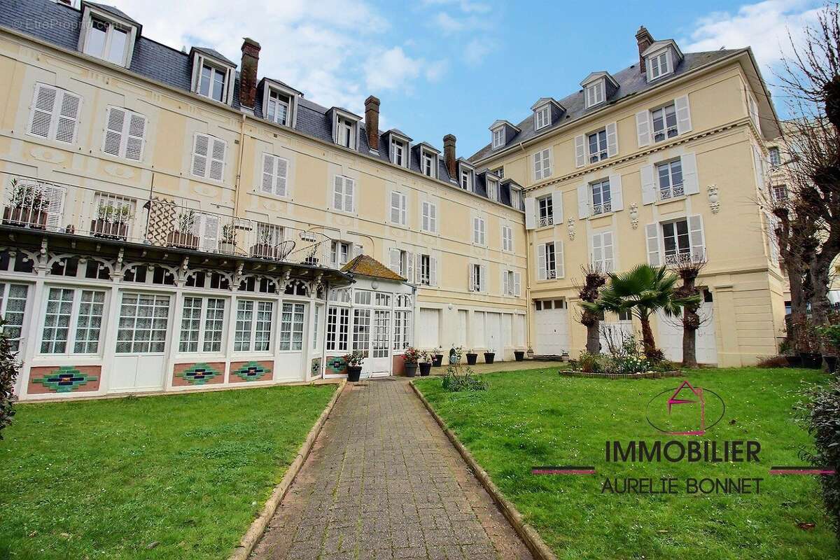 Appartement à TROUVILLE-SUR-MER